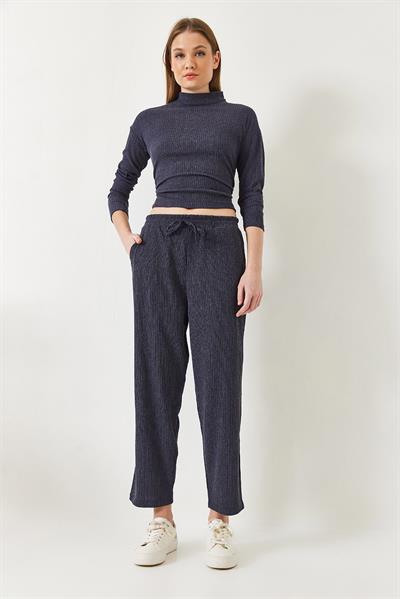 Kadın Crop Bluz ve Beli Lastikli Pantolonlu Alt Üst Takım 60261363 - Lacivert