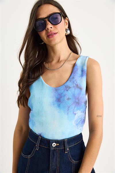 Kadın Desenli Kalın Askılı Dijital Baskılı Regular Yazlık Örme Bluz 60282017 - Gök Mavisi