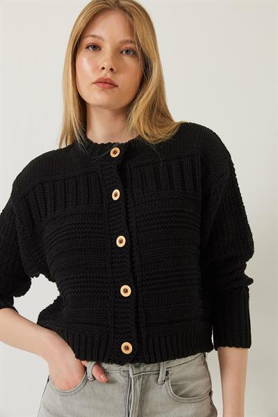 Düğmeli Desenli Triko Hırka 20247545 - Siyah