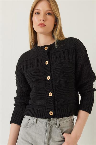 Düğmeli Desenli Triko Hırka 20247545 - Siyah