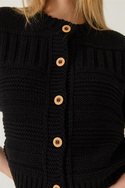 Düğmeli Desenli Triko Hırka 20247545 - Siyah