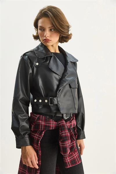 Geniş Cep Detaylı Kemerli Oversize Crop Deri Ceket 3129  60284102 - Siyah