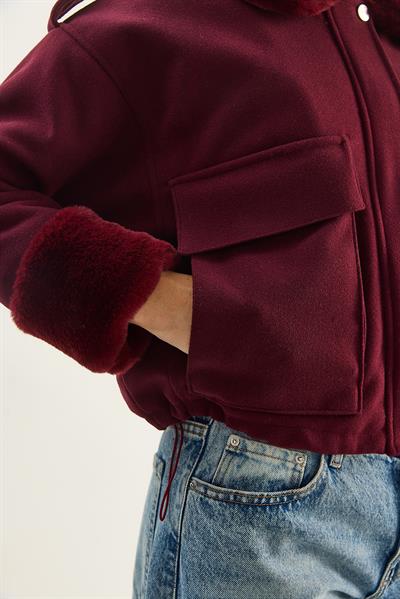 Geniş Cepli Peluş Detaylı Kaşe Mont  2751  60261572 - Bordo
