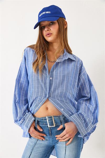 Kadın İnce Çizgili Oversize Gömlek 2024 60271047 - Mavi