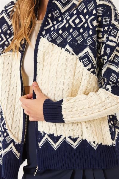 Jakarlı Fermuarlı Triko Hırka 20246327 - Lacivert-Ekru