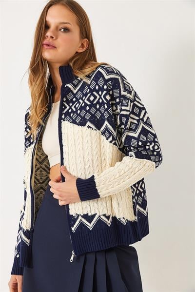 Jakarlı Fermuarlı Triko Hırka 20246327 - Lacivert-Ekru