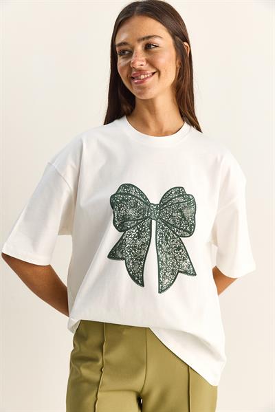 Kadın %100 Pamuk Bisiklet Yaka Kadife Fiyonk Baskılı Oversize T-Shirt ÖT261034 60286083 - Beyaz-Yeşil