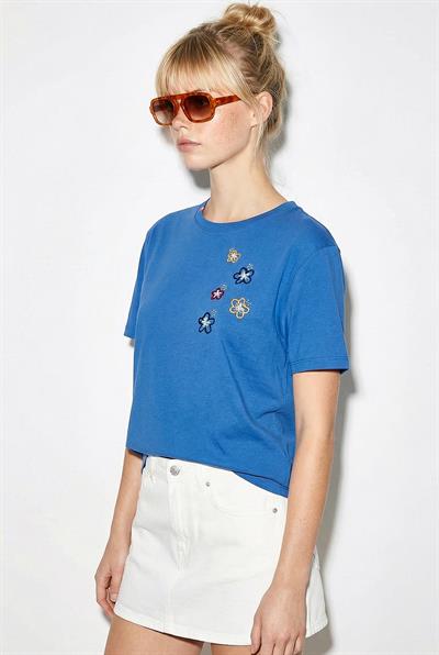 Kadın %100 Pamuk El İşi Çiçek Nakış Detaylı Premium Tasarım T-Shirt 1005 60282050 - Gök Mavisi