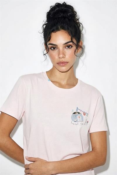 Kadın %100 Pamuk El İşi Minimal Nakış Detaylı Premium Tasarım T-Shirt 1003 60282051 - Toz Pembe