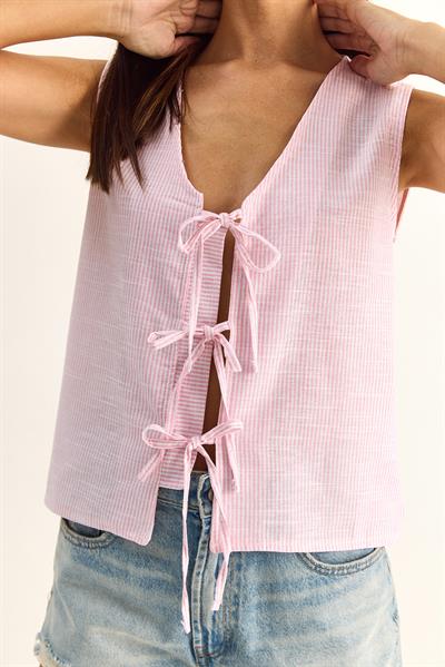 Kadın %100 Pamuk Kalın Askılı Önden Bağlama Detaylı Çizgili Peplum Bluz 60282045 - Beyaz-Pembe