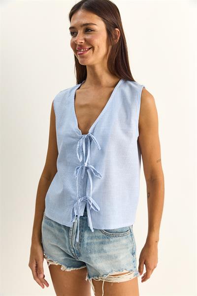 Kadın %100 Pamuk Kalın Askılı Önden Bağlama Detaylı Çizgili Peplum Bluz 60282045 - Beyaz-Mavi