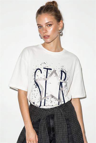 Kadın %100 Pamuk Yıldız ve Kabartma Baskı Detaylı Oversize Basic T-Shirt ÖT100019 60286294 - Beyaz