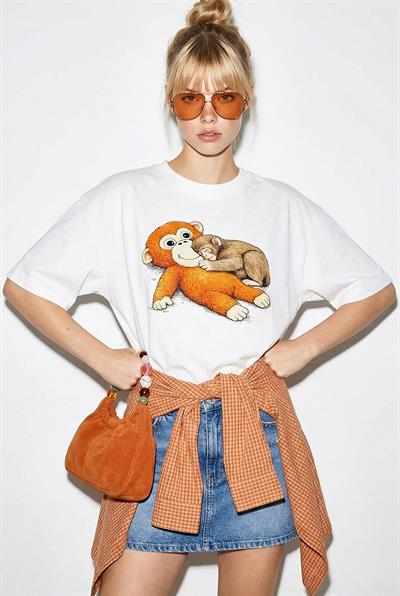 Kadın %100 Pamuklu Bisiklet Yaka Maymun Punch Baskılı Oversize T-Shirt ÖT261036 60286078 - Beyaz