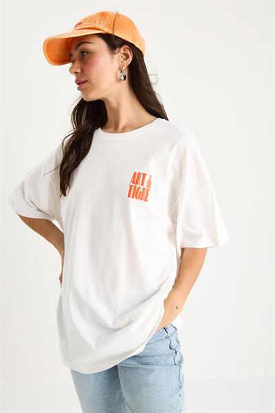 Kadın %100 Pamuklu Kaplan Baskılı Oversize T-Shirt 6015 60283454 - Beyaz