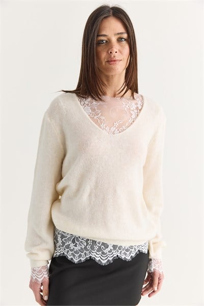 Kadın 2 Parça Dantel Bluz ve V Yaka Oversize Triko Kazak Takım TK261156 60286726 - Krem