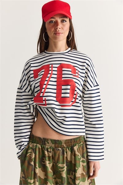 Kadın 76 Baskılı Çizgili Bisiklet Yaka Oversize Modal Sweatshirt 36073 60286738 - Ekru-Lacivert