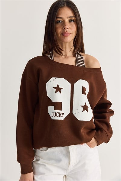 Kadın 96 Lucky Baskılı Birleşik Atlet Detaylı Kayık Yaka Sweatshirt 814 60286601 - Acı Kahve