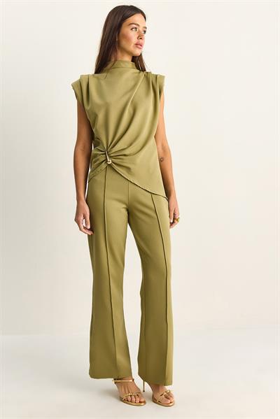 Kadın Aksesuar Detaylı Vatkalı Bluz Yüksek Bel Nervürlü Pantolon Takım 60627 60286092 - Çağla Yeşili