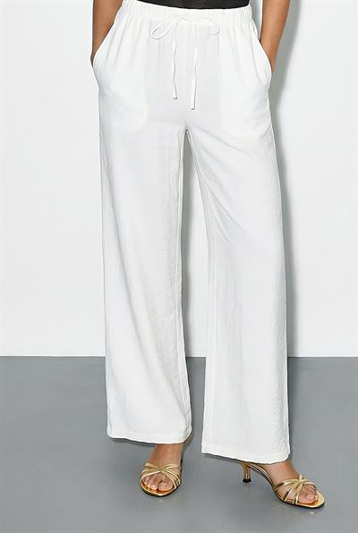 Kadın Aksesuarlı Oversize Gömlekli Bol Paça Pantolon Alt-Üst Takım 7613 60286063 - Beyaz