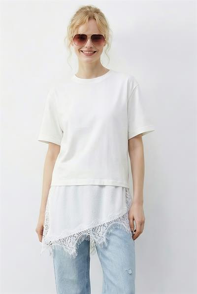Kadın Asimetrik Dantelli Etek Uclu Oversize T-Shirt 8716 60283956 - Beyaz