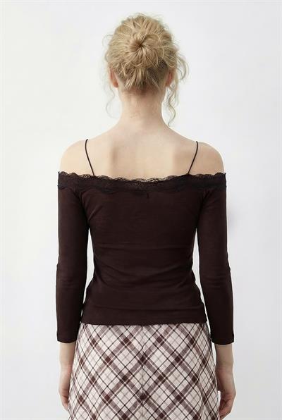Kadın Askılı Dantel Detaylı Madonna Yaka Bluz 1064 60286037 - Acı Kahve