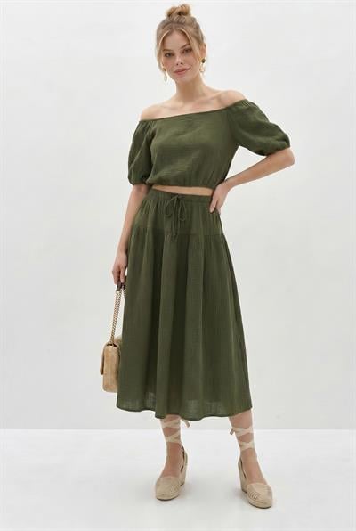 Kadın Balon Kollu Crop Bluz Bağlama Detaylı Pamuklu Müslin Etek Takım YC2728 60286287 - Yeşil