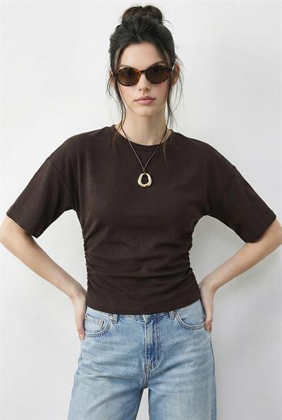 Kadın Beli Büzgülü Bisiklet Yaka T-Shirt ÖT261003 60283996 - Acı Kahve