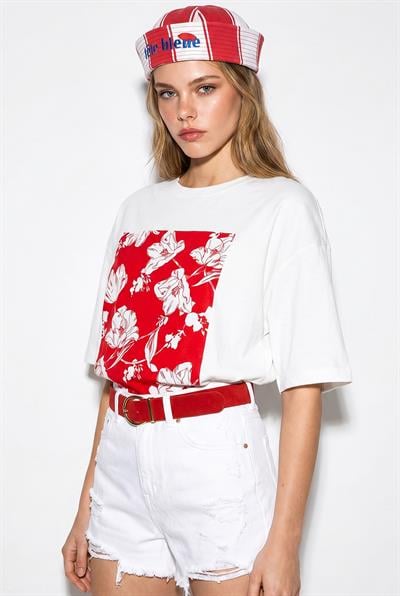 Kadın Bisiklet Yaka Çiçek Baskılı Oversize %100 Pamuklu T-Shirt ÖT100001 60286273 - Beyaz-Kırmızı