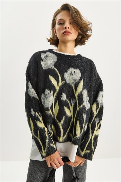 Kadın Bisiklet Yaka Çiçek Desenli Şardonlu Oversize Triko Kazak 4915 60283587 - Siyah