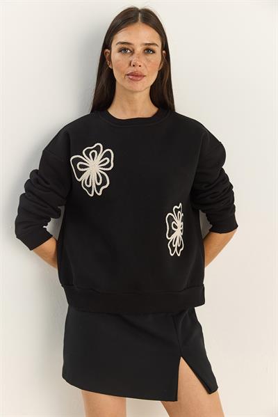 Kadın Bisiklet Yaka Çiçek Nakışlı Üç İplik Şardonlu Sweatshirt 60601045 - Siyah