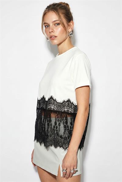 Kadın Bisiklet Yaka Dantel Detaylı Rahat Kalıp T-Shirt 1074 60286064 - Beyaz-Siyah