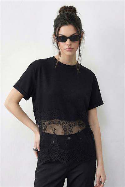 Kadın Bisiklet Yaka Dantel Detaylı Rahat Kalıp T-Shirt 1074 60286064 - Siyah
