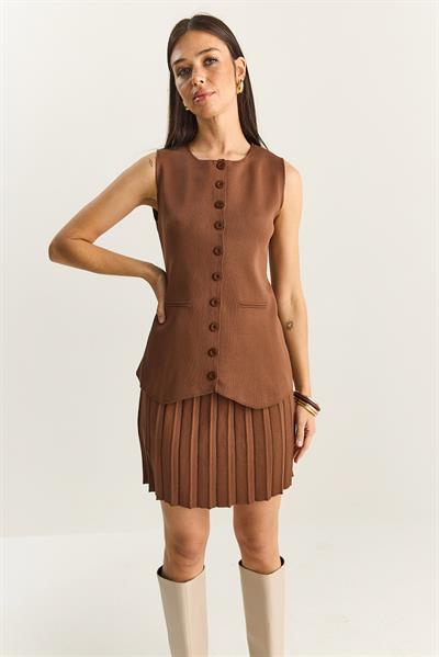 Kadın Bisiklet Yaka Düğmeli Triko Yelek Pileli Mini Etek Alt-Üst Takım 280017-18 60283872 - Kahve