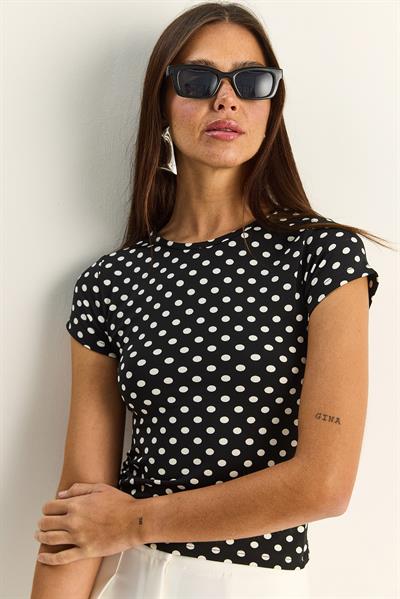 Kadın Bisiklet Yaka Puantiyeli Kısa Kollu Likralı Crop T-Shirt 6137 60286127 - Siyah-Beyaz