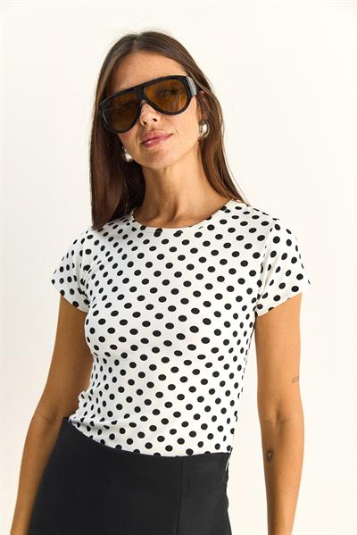 Kadın Bisiklet Yaka Puantiyeli Kısa Kollu Likralı Crop T-Shirt 6137 60286127 - Beyaz-Siyah