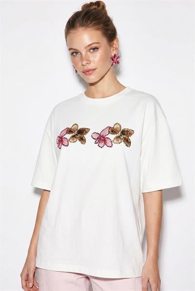 Kadın Bisiklet Yaka Taş Baskı Detaylı Oversize Pamuklu T-Shirt ÖT100013 60286272 - Beyaz-Pembe