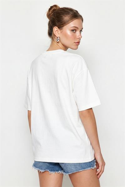 Kadın Bisiklet Yaka Taş Baskı Detaylı Oversize Pamuklu T-Shirt ÖT100013 60286272 - Beyaz-Mavi