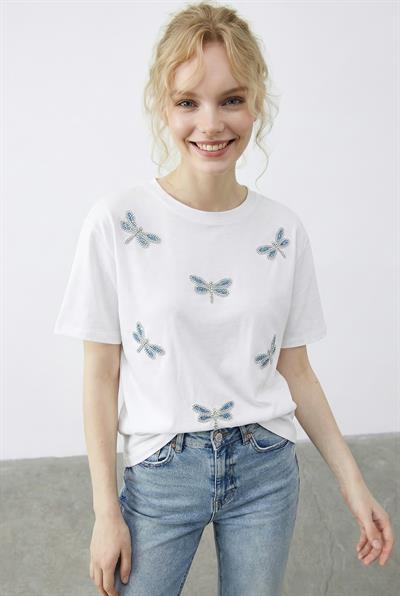 Kadın Boncuk Taş İşlemeli Yusufçuk Desenli Rahat Kalıp T-Shirt 2212 60283971 - Beyaz