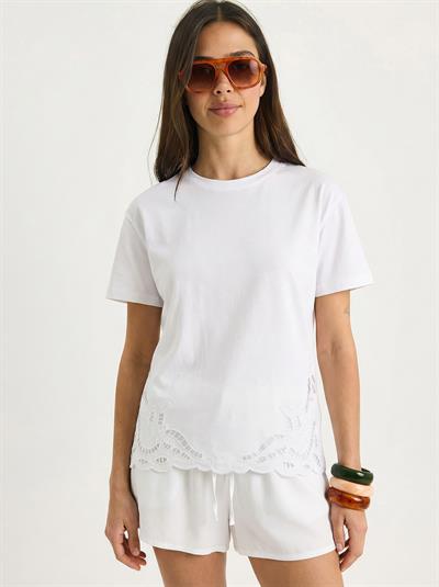 Kadın Brode Detaylı Bisiklet Yaka Basic T-Shirt 7545 60283954 - Beyaz