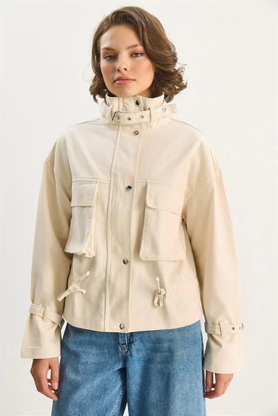 Kadın Büyük Cep Detaylı Fermuarlı Gabardin Denim Ceket 4074 60283666 - Krem