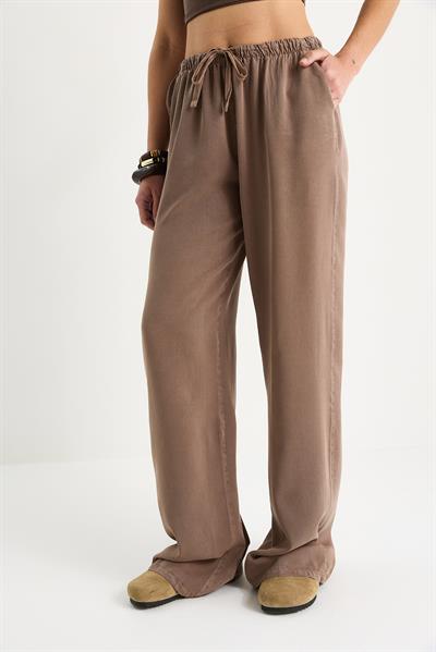 Kadın Cep Detaylı Beli Lastikli Bağlama Detaylı Yazlık Liyosel Pantolon YP5424 60283375 - Cappuccino
