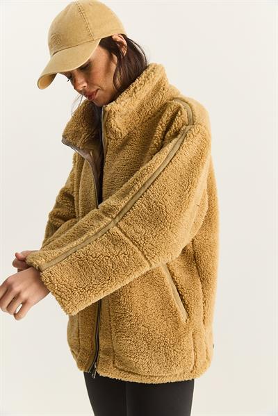 Kadın Cep Detaylı Fermuarlı Astarlı Dik Yaka Peluş Mont 60283631 - Camel