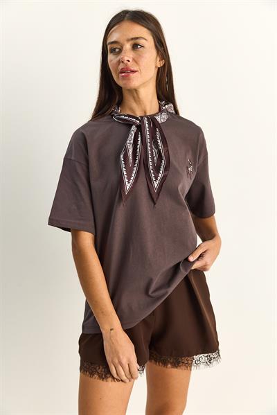 Kadın Ceylan Nakışlı Fularlı Basic Salaş T-Shirt 7517 60283977 - Kakao