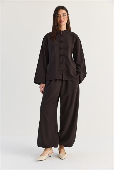 Kadın Çin Düğmeli Oversize Bluz Lastik Paça Şalvar Pantolon Takım 1118 60286546 - Acı Kahve