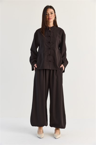 Kadın Çin Düğmeli Oversize Bluz Lastik Paça Şalvar Pantolon Takım 1118 60286546 - Acı Kahve