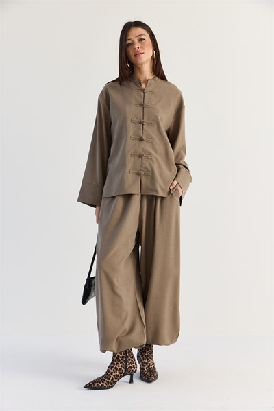 Kadın Çin Düğmeli Oversize Bluz Lastik Paça Şalvar Pantolon Takım 1118 60286546 - Vizon