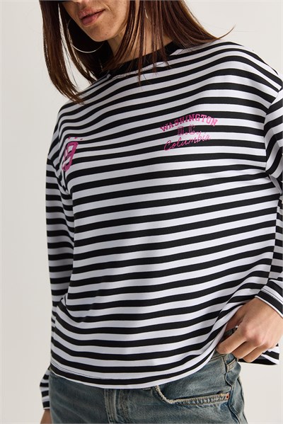 Kadın Çizgili Dijital Baskı Detaylı Oversize Uzun Kollu T-Shirt 925 60286558 - Beyaz-Siyah