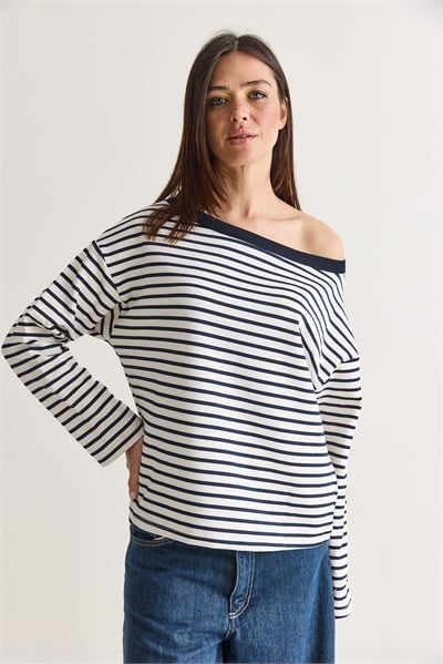 Kadın Çizgili Kayık Yaka Düşük Omuz Oversize Uzun Kollu Sweatshirt 0490 60286741 - Ekru-Lacivert