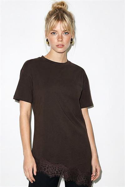 Kadın Dantel Detaylı Asimetrik Kesim Kısa Kollu T-Shirt 1078 60286069 - Acı Kahve