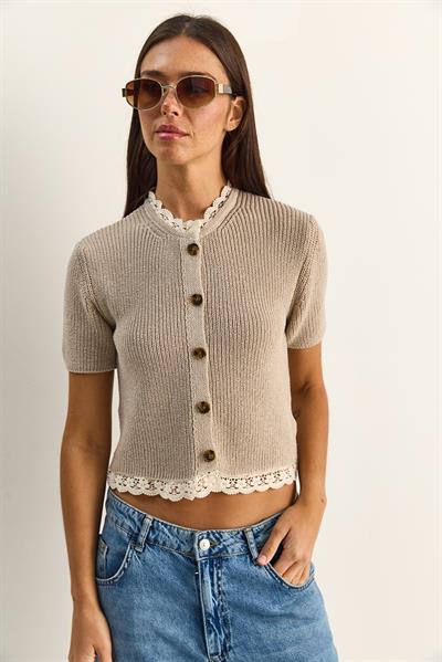 Kadın Dantel Detaylı Düğmeli Kısa Kollu Triko Hırka TH261022 60286095 - Taş